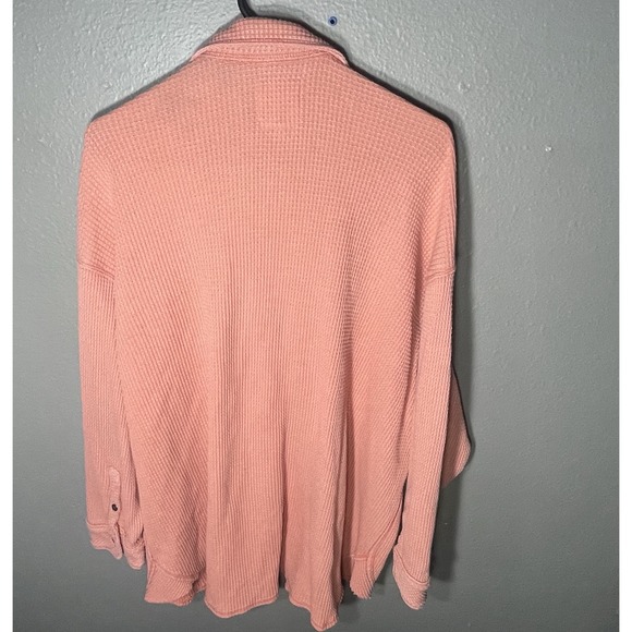 Aerie Waffle Knit Oversized Button Down Pockets Size LG Coral Pink Hue Warm Up - Picture 6 of 8